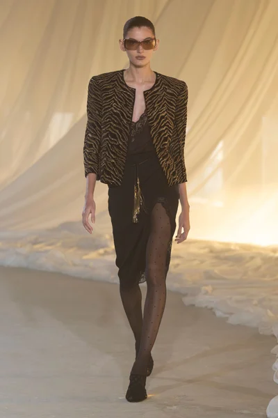 Look 26